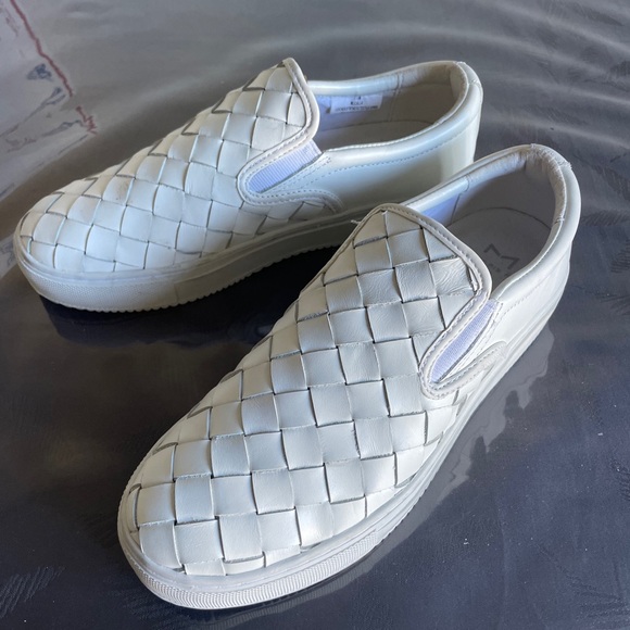Marc Fisher Womens  White Calla Woven Leather Slip On Sneakers Shoes Size 7.5 M - Picture 6 of 8